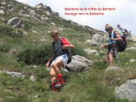 descente de la crête du Bernard Sauvage vers la Balmette