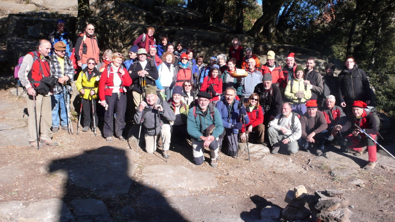 Groupe à Finestres les premiers à genoux